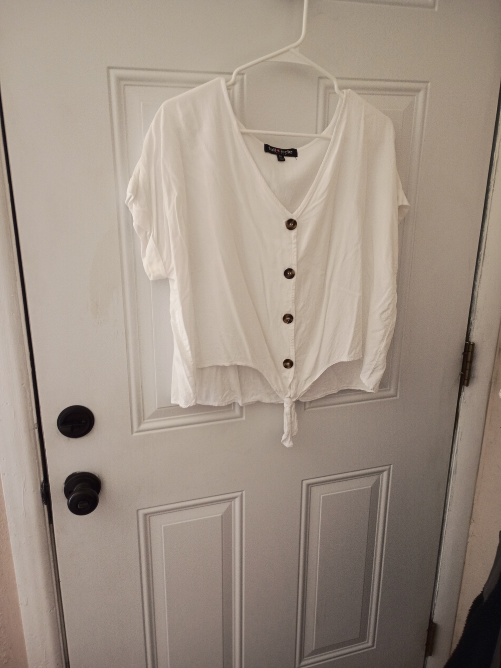 White Button-Front Tie Hem V-Neck Top